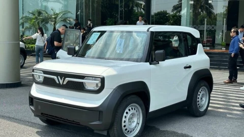 Cận cảnh VinFast VF 3 bản tiền thương mại: nhiều chi tiết khác với bản concept công bố trước đó
