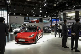 Lo sợ xe điện Trung Quốc tràn ngập thị trường, châu Âu đánh thuế BYD và Geely cao gấp đôi Tesla