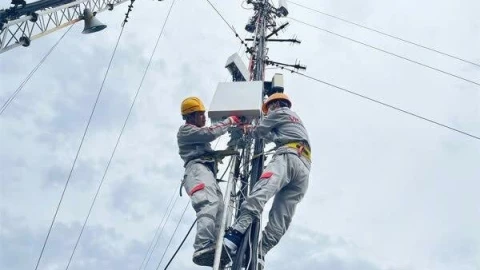 Một nhà mạng đầu tiên tại Việt Nam vừa triển khai thành công mạng 5G độc lập, đánh dấu bước tiến quan trọng trong thương mại hóa 5G tại Việt Nam