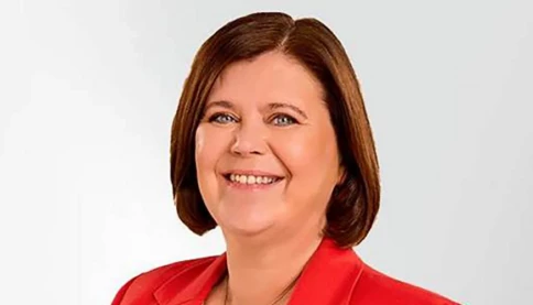 Sốc! Nữ Bộ trưởng Giáo dục Iceland từ chức vì có con với thiếu niên 15 tuổi