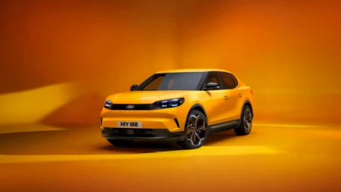 Ford bất ngờ từ bỏ xe điện, tuyên bố xe hybrid mới là tương lai