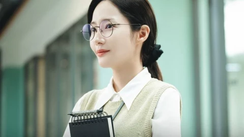 Vắng bóng nhân viên trẻ ở Samsung, LG