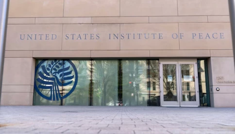 Trump sa thải nhân viên Viện Hòa bình vì không mang lại hòa bình