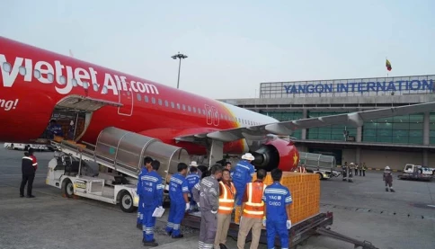 Hình ảnh các chiến sĩ cứu hộ Việt Nam có mặt tại Myanmar!