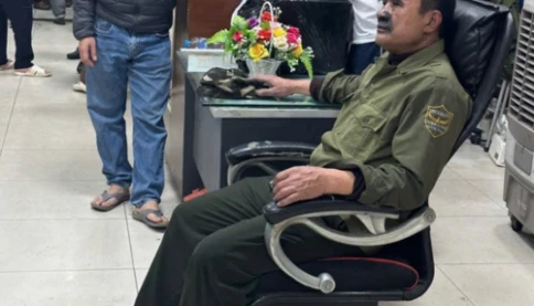 Cư dân tháo chạy lúc nửa đêm vì cháy lớn ở chung cư HH1A Linh Đàm, Hà Nội