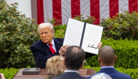Vì sao Nga không có trong danh sách thuế của ông Trump dù Mỹ vẫn nhập khẩu từ Nga?