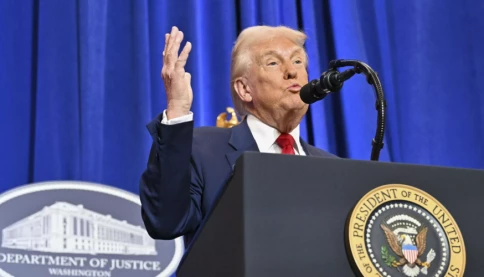 Trump tuyên bố tình trạng khẩn cấp tại Hoa Kỳ