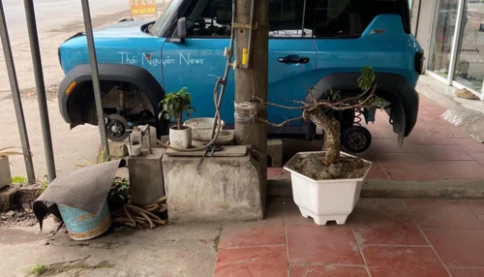 🔥 Sau một đêm ngủ dậy, ô tô VF3 mất bốn bánh