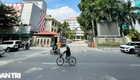 Danh sách lãnh đạo Bộ Y tế có trách nhiệm ở dự án Bạch Mai, Việt Đức
