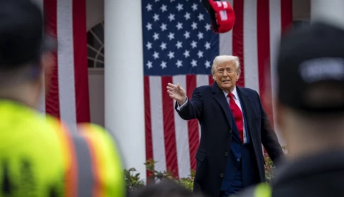 Ông Trump thừa nhận khó khăn vì đòn thuế đối ứng, kêu gọi dân Mỹ kiên định