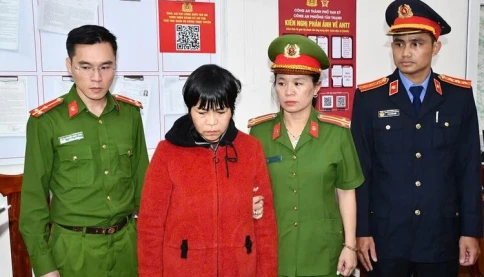 Đến con vật con thương con mà có mẹ lại nỡ đoạt mạng 2 con để lĩnh tiền bảo hiểm!