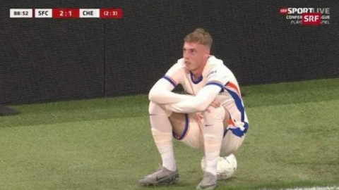 Chelsea vừa thất bại lãng xẹt trước đối thủ kém hơn tới 200 bậc: Cười không nổi nhưng vẫn vào vòng bảng