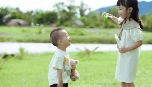 Độ tuổi muộn nhất mà phụ nữ có thể sinh con thứ hai là bao nhiêu?