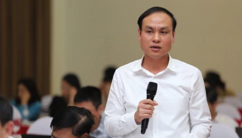 Nghỉ hưu sớm, 1 cán bộ huyện ủy được đề nghị hỗ trợ hơn 2 tỷ đồng