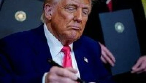 NÓNG: Ông Trump áp thuế Trung Quốc 125%, hoãn áp thuế 90 ngày hơn 75 nước 'không trả đũa', chứng khoán bùng nổ!
