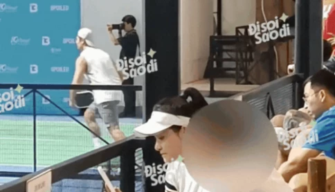 Hiền Hồ bất ngờ lộ khoảnh khắc thân mật bên trai lạ tại sân pickleball!