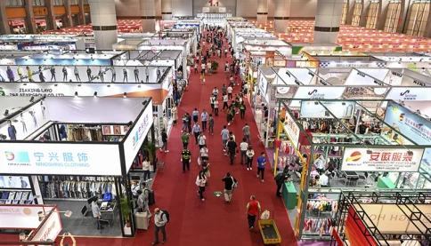 Kỳ lạ hội chợ lớn nhất thế giới không mở cửa cho công chúng, vé vào cửa cực đắt