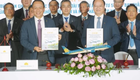 Vietcombank giữ vai trò thu xếp vốn cho Vietnam Airlines đầu tư 50 máy bay