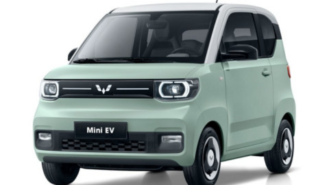 Wuling Mini EV vs VinFast VF3: Ai thực sự là 'ông vua' xe điện giá rẻ?