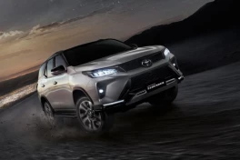 Hàng loạt xe quốc dân của Toyota bổ sung phiên bản độ siêu an toàn!