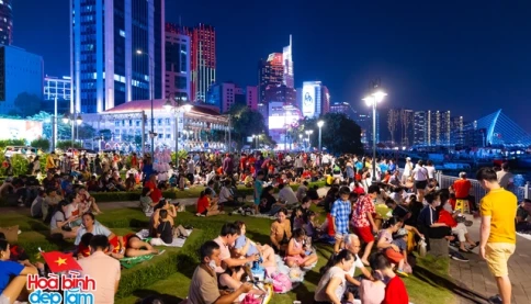 Quảng cáo quá thô thiển!