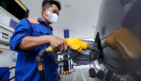 Lý do lùi 5 ngày điều chỉnh giá xăng dầu