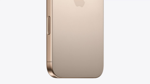 Ngày đầu tiên iPhone 16 mở bán ở Việt Nam: màu Titan Sa mạc "cháy hàng," web đặt mua quá tải, cung không đủ cầu