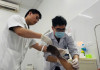 Hú vía: Anh thợ điện thoát chết sau tai nạn điện giật cháy đen bàn tay