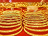 Vì sao giá vàng hôm nay 6/5/2025 trong nước giảm sâu ngược chiều với đà tăng nhẹ của thế giới?