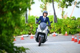 Yamaha LEXi 155 giảm giá "sập sàn", đại lý hạ giá mong kiếm khách