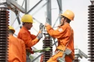 Giá điện sinh hoạt tăng dần đều mà EVN vẫn còn lỗ, ông giáo ạ
