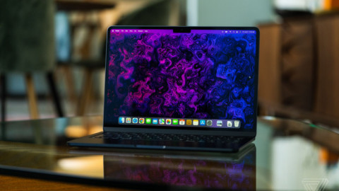 Vì sao Apple không làm MacBook màn hình cảm ứng?