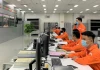 Đều là năng lượng, vì sao giá điện tăng trong khi xăng dầu giảm?