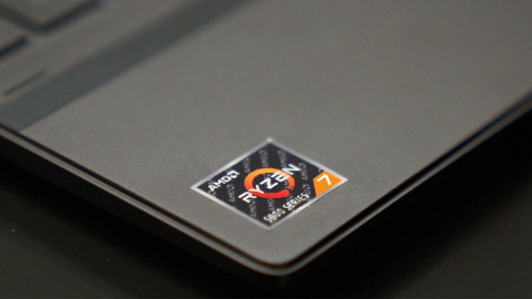 Chọn laptop, sinh viên nên lưu ý gì?