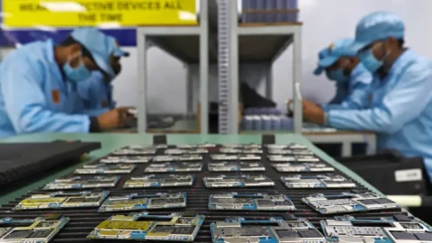 Chuyên gia nói gì về tham vọng trở thành cường quốc bán dẫn cạnh tranh Trung Quốc của Ấn Độ