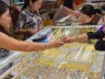 Vì sao giá vàng hôm nay lao dốc?