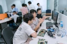Tư vấn tuyển sinh ngành vi mạch bán dẫn: Học sinh cần chuẩn bị những gì để không “trượt sóng”?