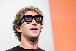 Mark Zuckerberg dự đoán thời điểm smartphone bị "khai tử"