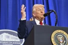 Tổng thống Mỹ Trump thông báo áp mức thuế mới, không đàm phán gì sất!