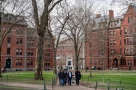 Nóng! Harvard bị chặn tuyển sinh quốc tế – cú sốc với phụ huynh và học sinh toàn cầu