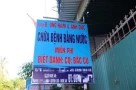Thế kỷ 21 rồi mà vẫn có biển "chữa bệnh bằng nước" ở Quỳnh Lưu, Nghệ An là sao vậy trời