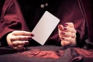 Từ trò chơi bài đến huyền bí: Nguồn gốc của bài Tarot