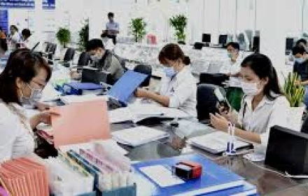 Giải quyết chế độ cho cán bộ cấp huyện, xã ở Hà Nội nghỉ việc từ 1/7