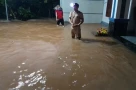 Mưa lũ bất thường tàn phá Hà Tĩnh: Dân mất trắng, chính quyền gấp rút ứng phó