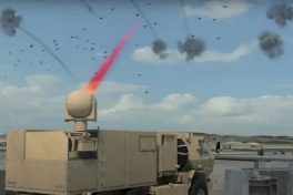 Lần đầu tiên bắn hạ thành công UAV bằng pháo laser