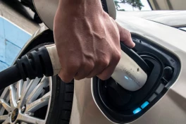 Cuộc chạy đua mới của các hãng pin xe điện: sạc trong 5 phút