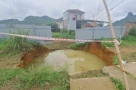 Ngày thứ ba tìm người rơi xuống hố tử thần, nước lại tràn đầy hố sau khi 5 máy bơm nỗ lực hút nước ra