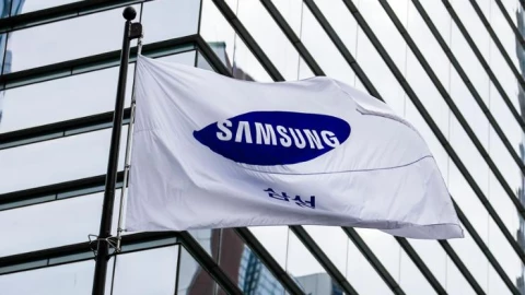 Đồng cảnh ngộ với Intel và Ubisoft, cổ phiếu Samsung rớt giá thê thảm