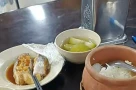 Chuyện gì cũng lên mạng, gồm cả mâm cơm mời tài xế - liệu có cần thiết?