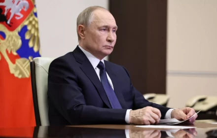 Tổng thống Putin thâu đêm nhận báo cáo về tình huống khẩn cấp ở Kursk và Bryansk